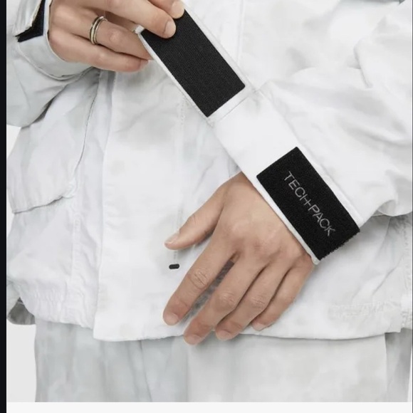 Nike Tech Pack Men's White gray watercolor Hooded sports Jacket windbreaker XL - Picture 15 of 15